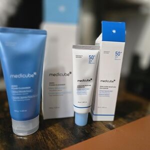 Medicube Zero Foam Cleanser and Pore Moisture Set - Blue and White